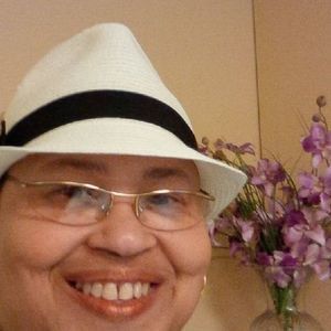 Meet your Posher, Angela